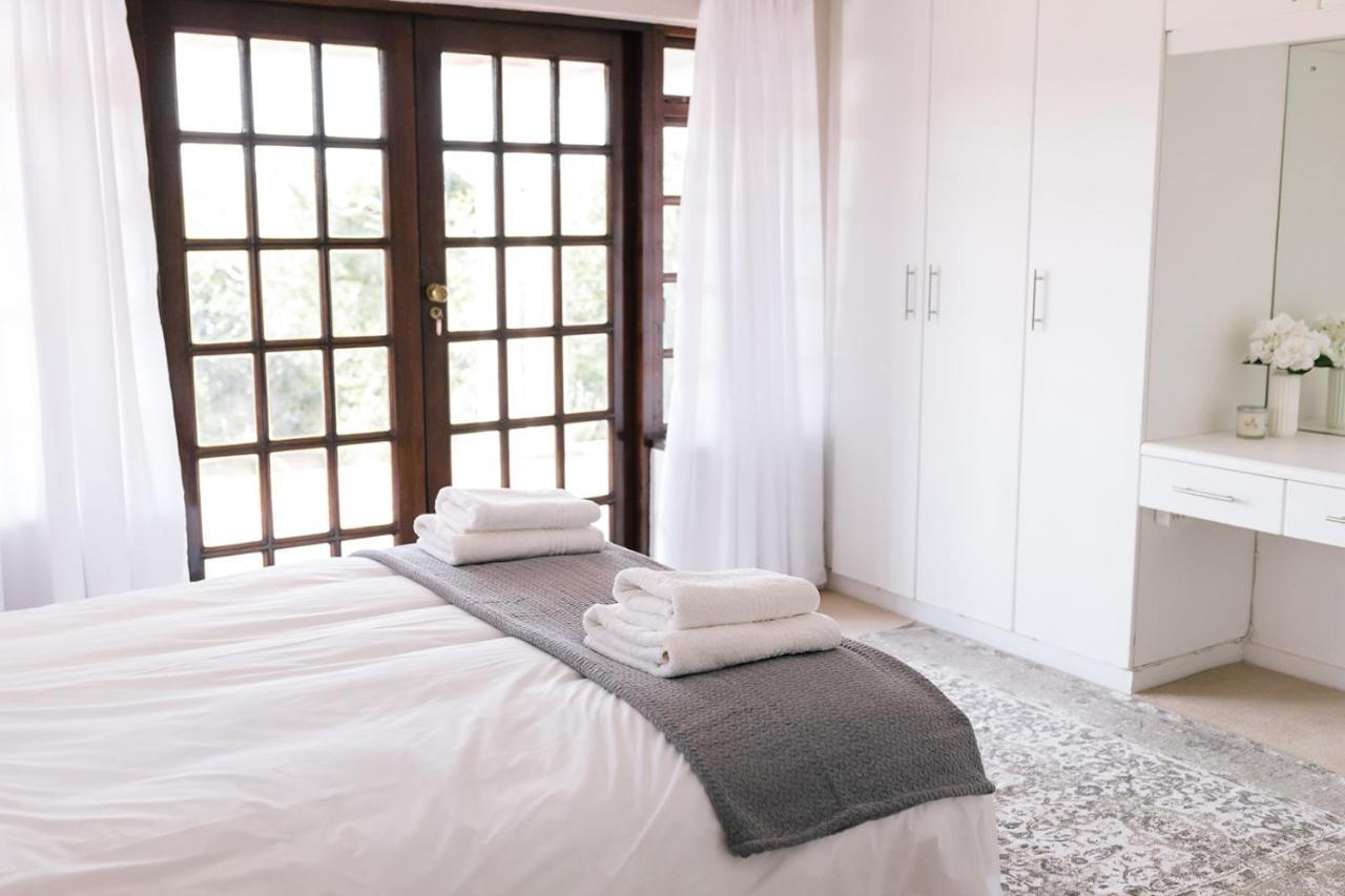Nahoon Beach Villas Self Catering Apartments 이스트런던 외부 사진