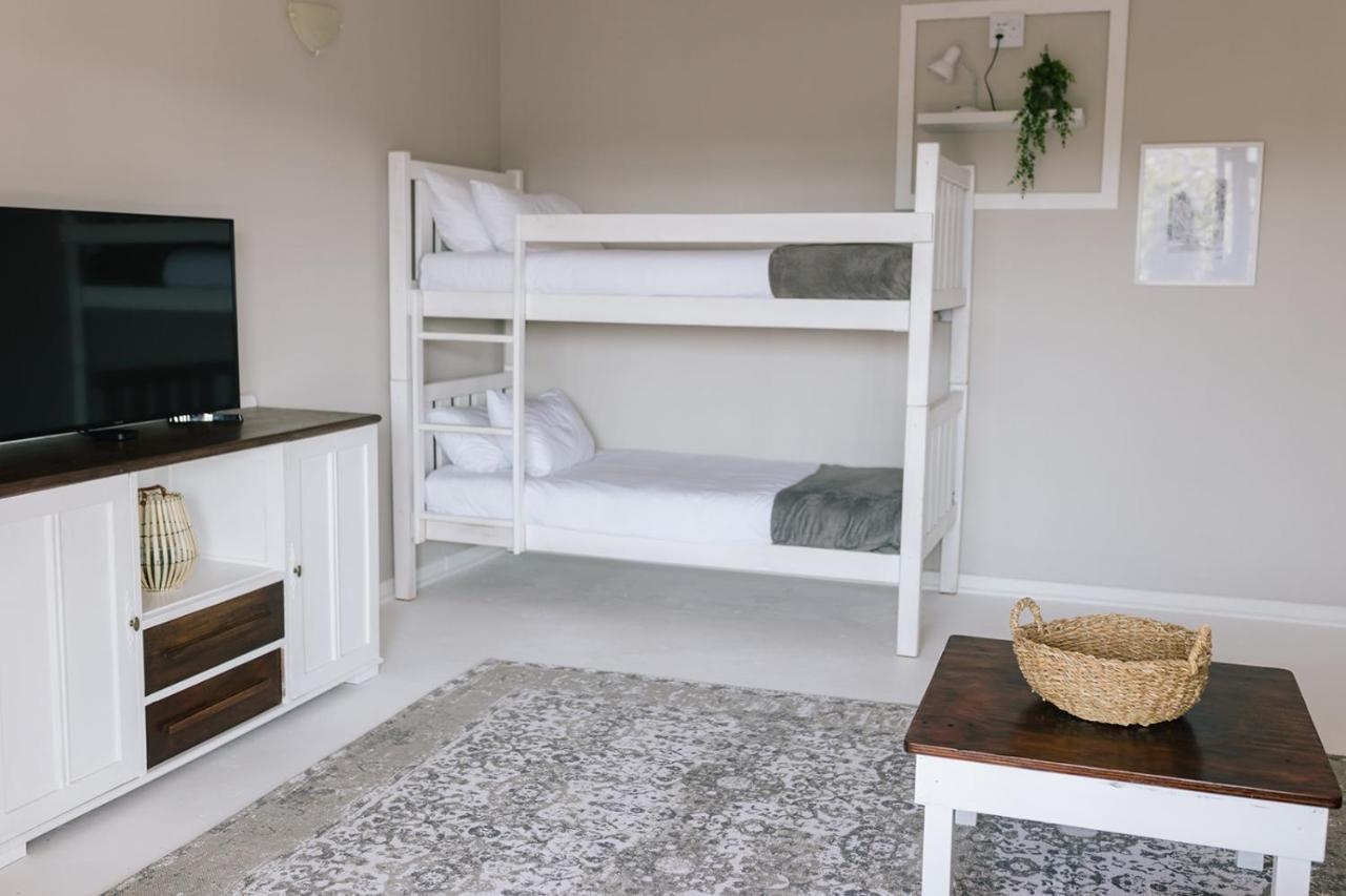 Nahoon Beach Villas Self Catering Apartments 이스트런던 외부 사진