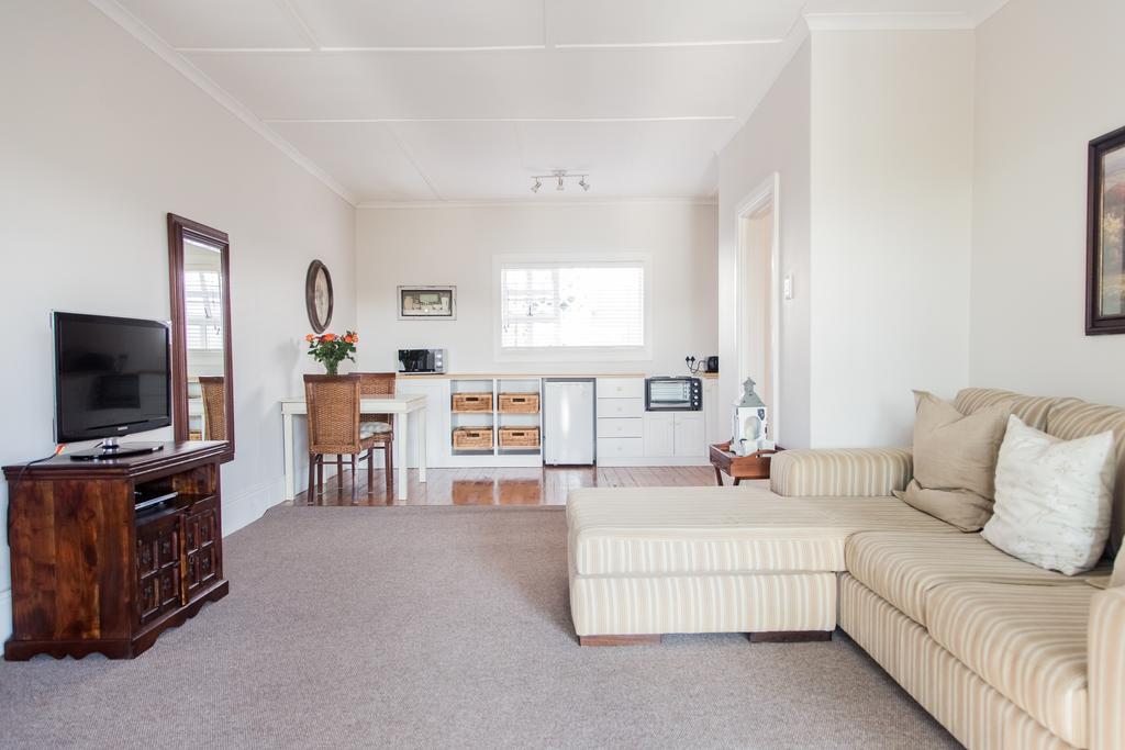 Nahoon Beach Villas Self Catering Apartments 이스트런던 외부 사진