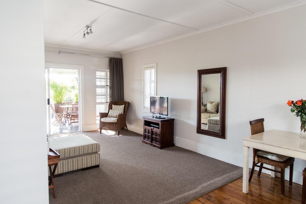 Nahoon Beach Villas Self Catering Apartments 이스트런던 외부 사진
