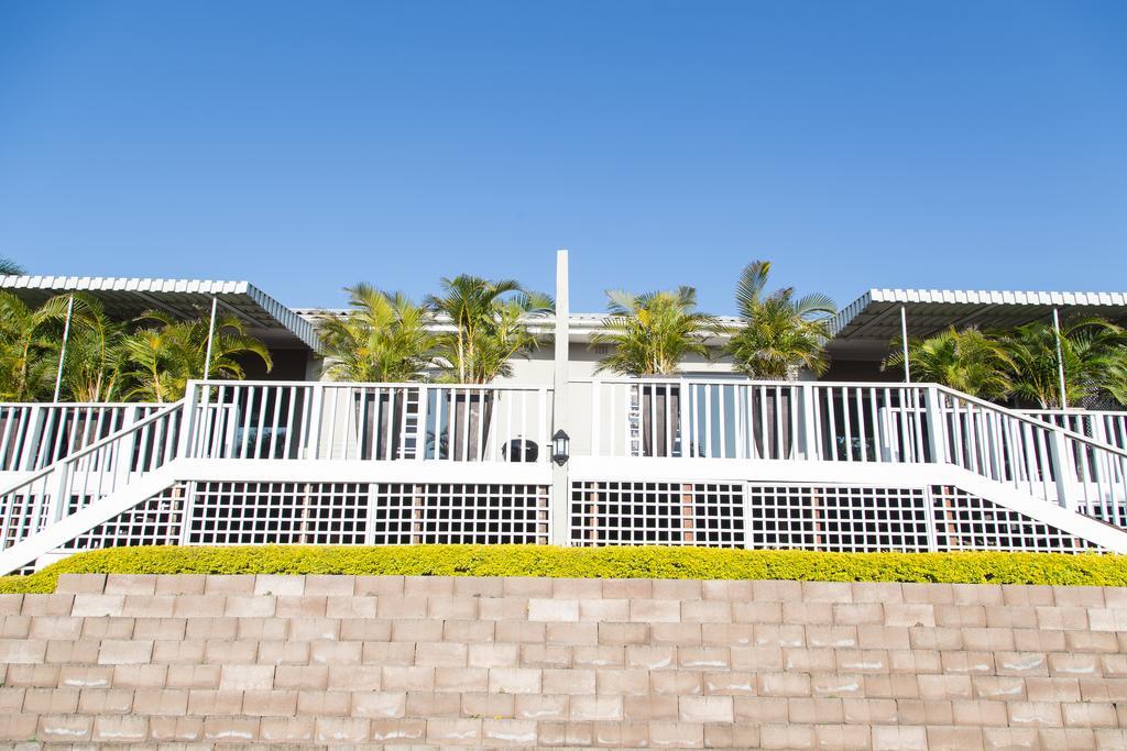 Nahoon Beach Villas Self Catering Apartments 이스트런던 외부 사진